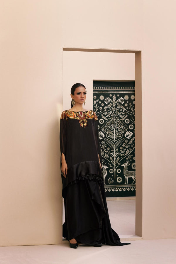 Kashaf Black Embellished Poncho